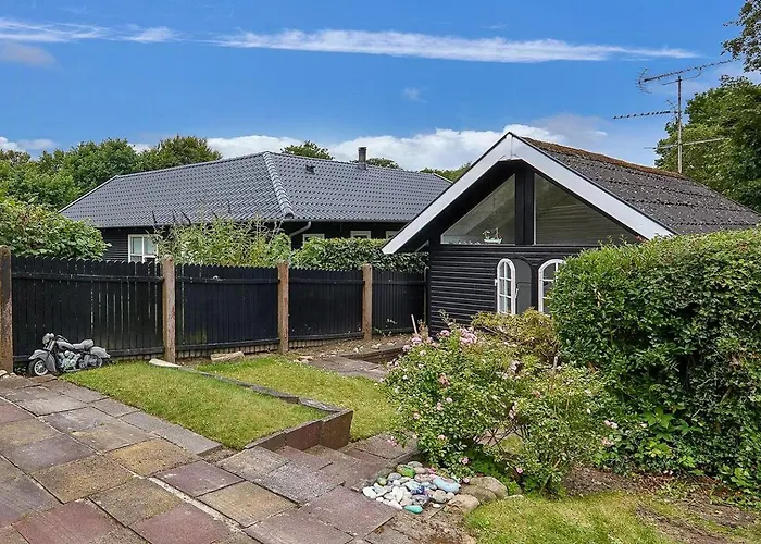 Vakantiehuis Renovated From 1925 By Gilleleje